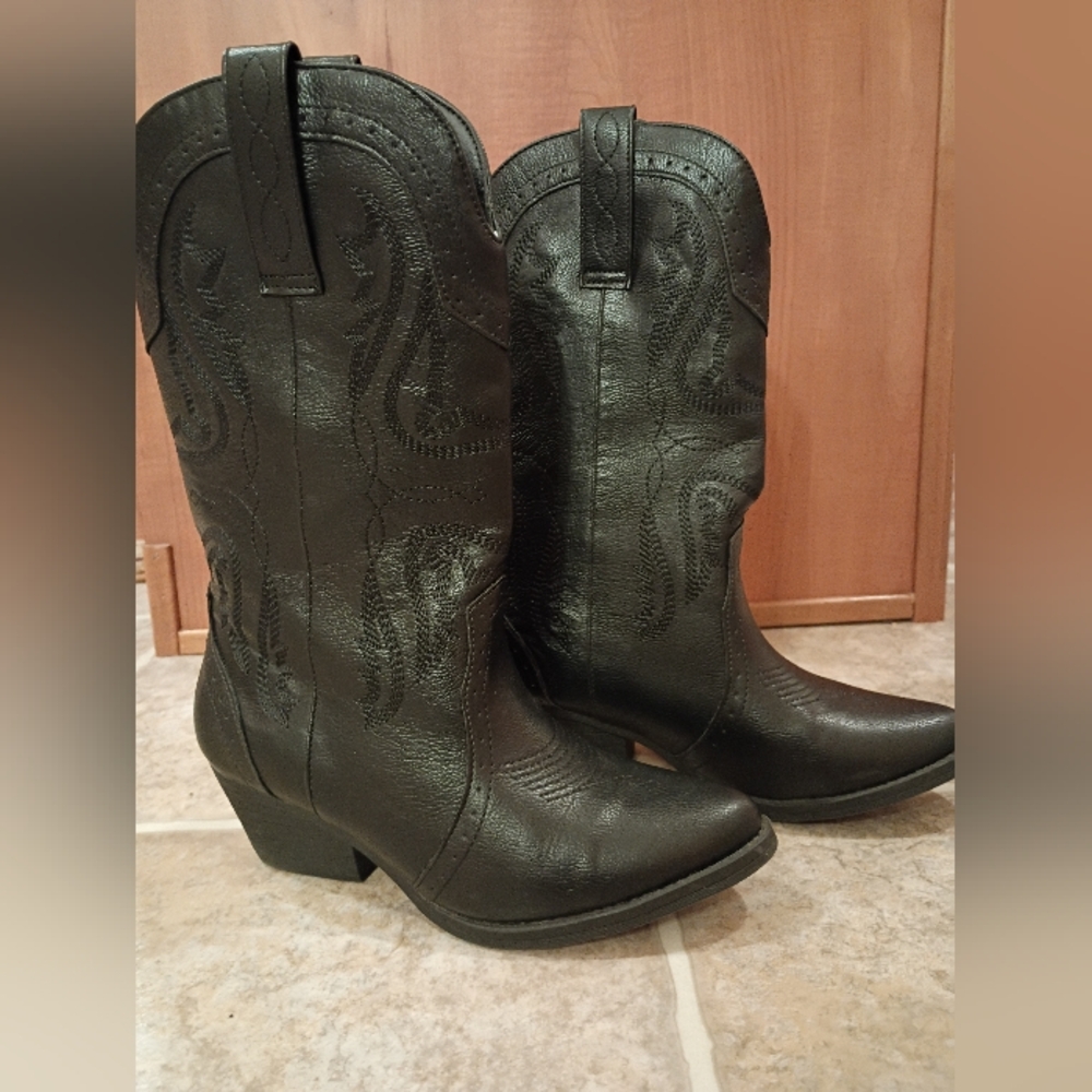 Sugar Tammy Black Western Boots